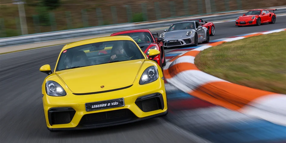 Porsche 718 GT4: až 40 min. jako řidič či spolujezdec