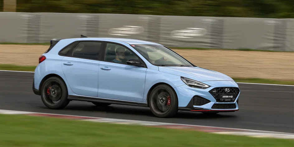 Zážitková jízda ve voze Hyundai i30N: 20–40 min.