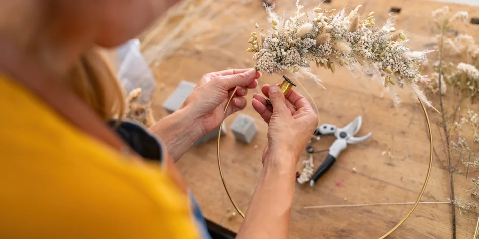 3hod. floristický kurz v Karlíně: věnce, kytice či obraz