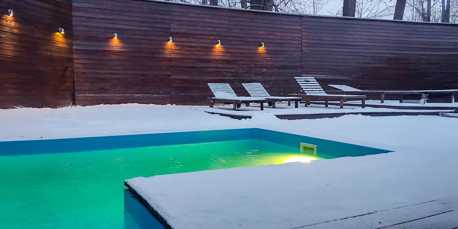 Finská sauna: neomezený vstup pro 2–4 osoby, pizza a pivo