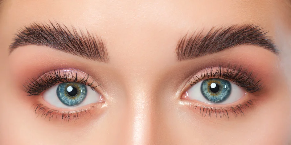 Laminace obočí či lash lifting vč. barvení a výživy