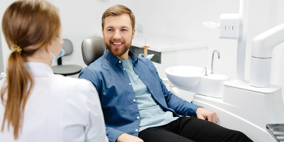 Dentální hygiena: fluoridace i air-flow