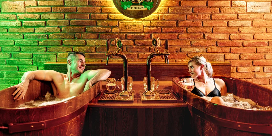 Pivní lázeň s popíjením piva, prohlídka muzea i kosmetika