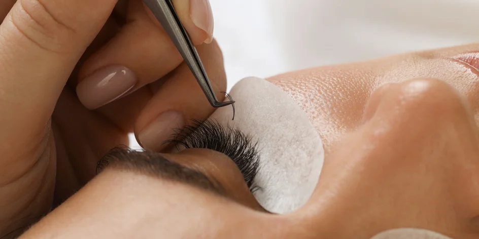 Řasy plné objemu: řasa na řasu, 2D–5D i mega 8D objem