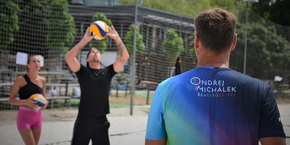 Otevřený trénink beachvolejbalu: 90 minut, pro 1 osobu