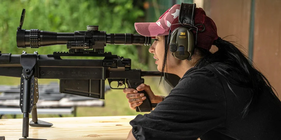 Zážitková střelba: moderní i historické zbraně