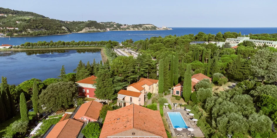 Strunjan: hotel přímo u pláže, vč. snídaně a wellness