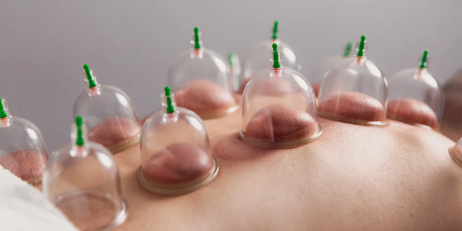 Baňkování nebo reflexní masáž: nohy či celé tělo