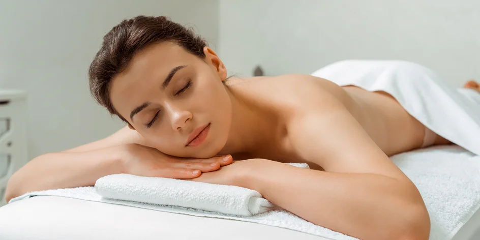 Masáž dle výběru: klasická, lymfatická i lávové kameny