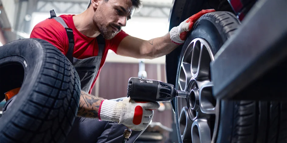 Přehození celých kol včetně vyvážení a kontroly