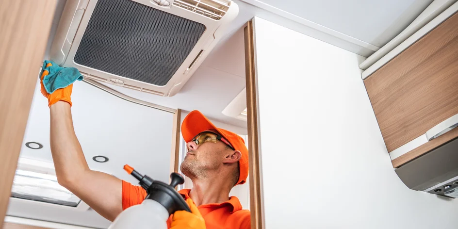 Čištění exteriéru i interiéru karavanu či obytného vozu