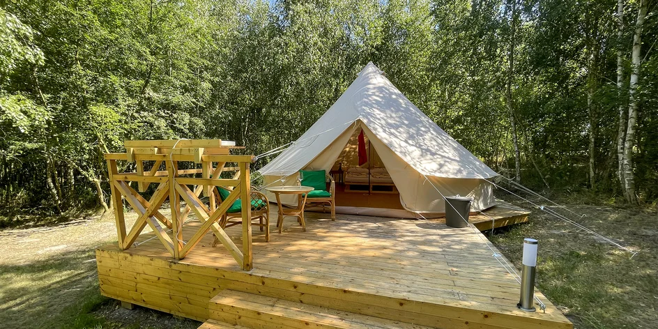 Glamping u Jizery: stany až pro 4 osoby s možností snídaní