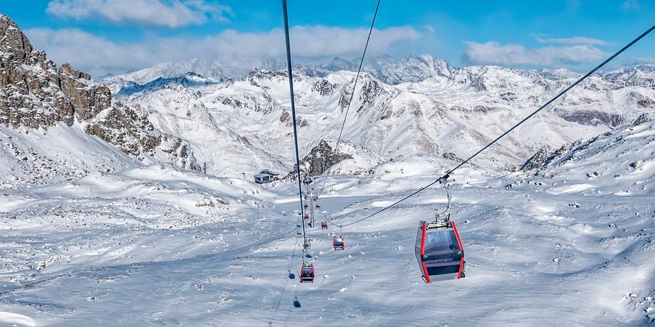 Itálie: 4* hotel u sjezdovky, polopenze, wellness i animace