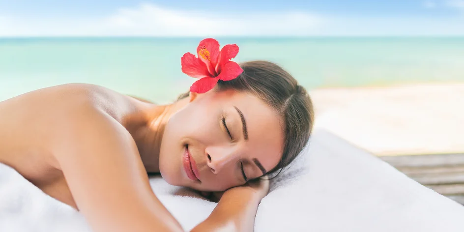 Havajská masáž Lomi Lomi na 60 nebo 90 minut