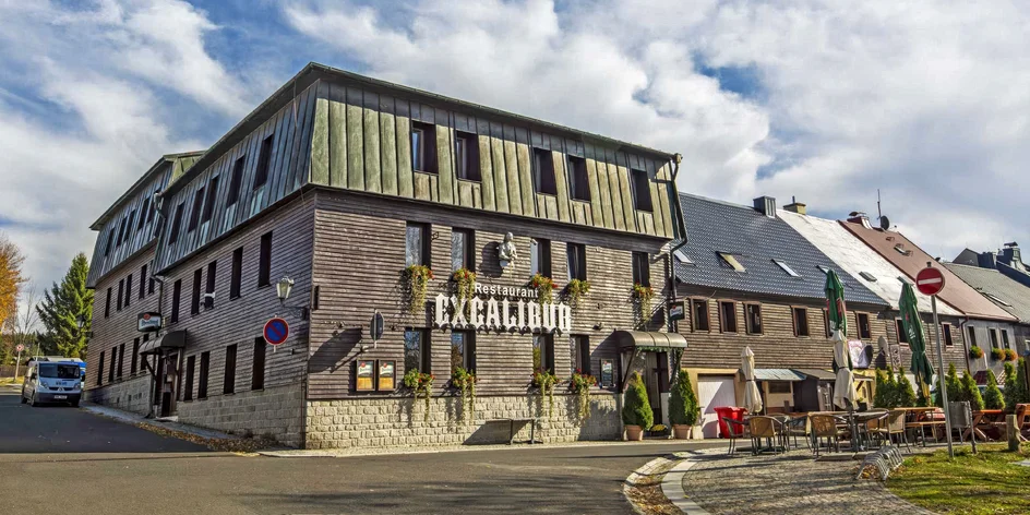 Hotel s polopenzí na Božím Daru