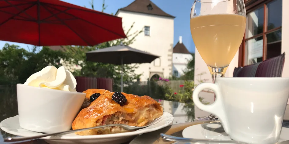 Až 500 Kč na cokoliv v kavárně u Nových Hradů