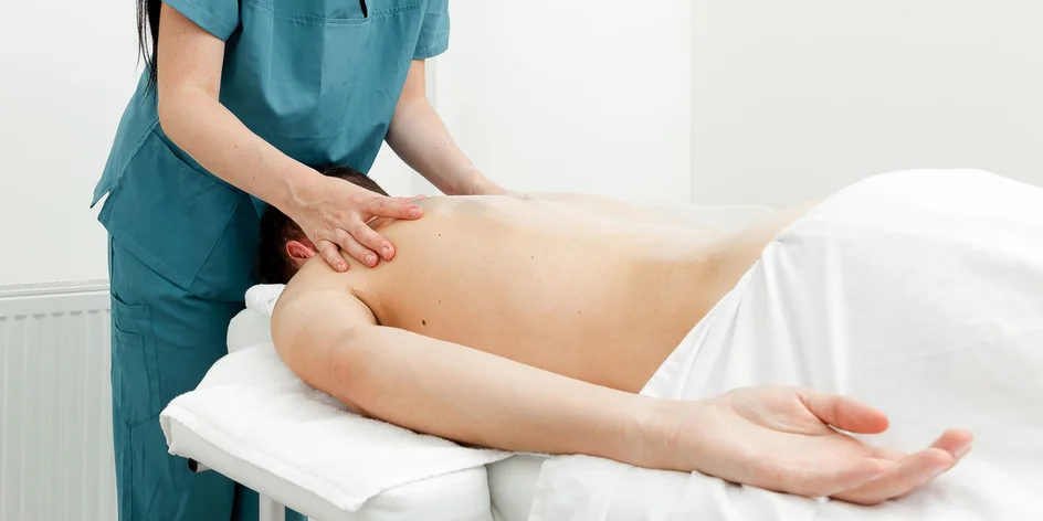 Aroma či relax masáž i pečující rituál vč. lymfodrenáže