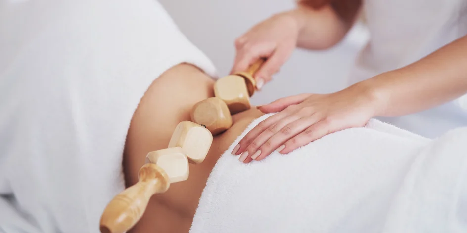 Masáž lávovými kameny, maderoterapie či relaxační