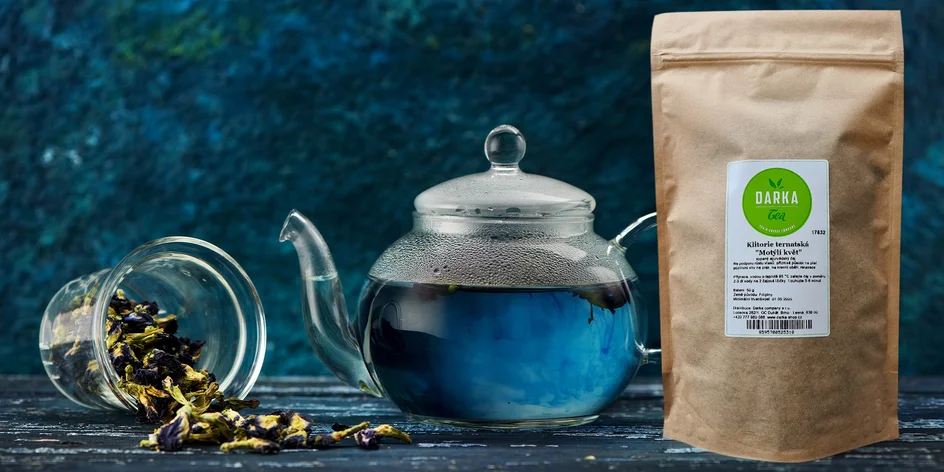Modrý čaj: 20–250 g sušeného motýlího květu