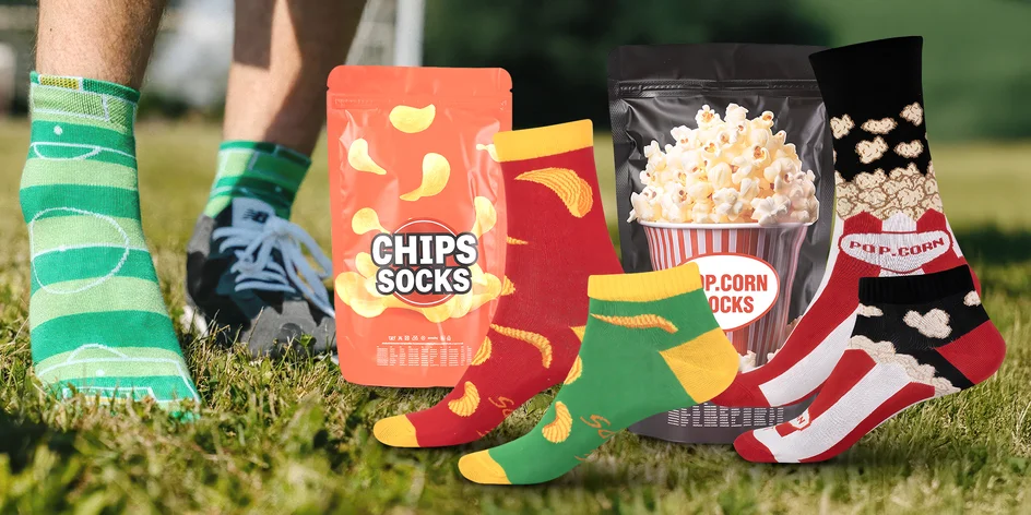 Veselé ponožky ve stylové krabičce: kafe, pizza i kočky