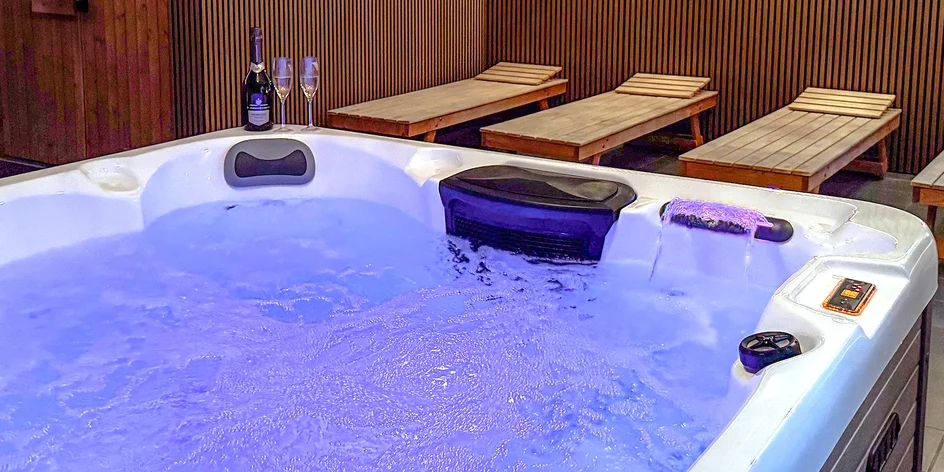 2 hod. privátního wellness s láhví prosecca pro 2 osoby