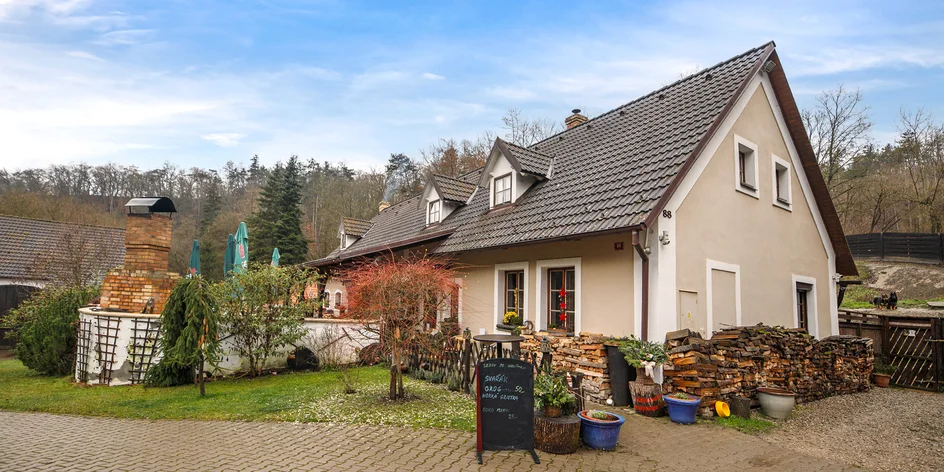 Pár dní v útulném penzionu pár kroků od Karlštejna