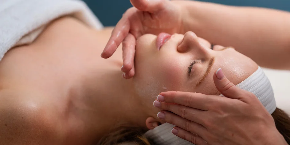 Kosmetické ošetření: základní, hydratační i liftingové