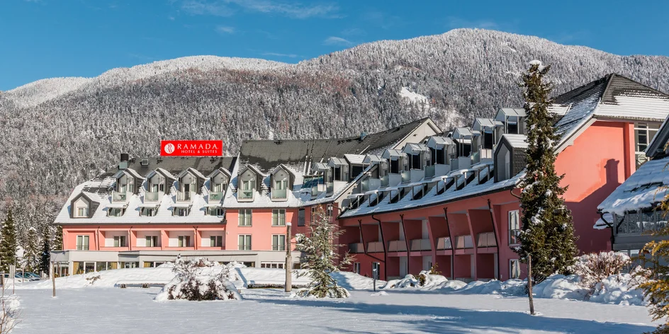 Julské Alpy: zájezd do 4* hotelu včetně skipasu