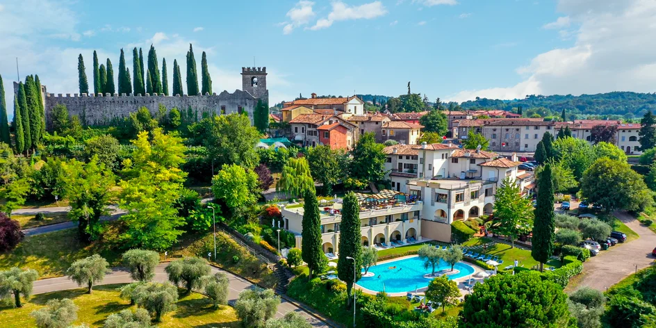 Vila s bazénem u Lago di Garda: možnost až all inclusive