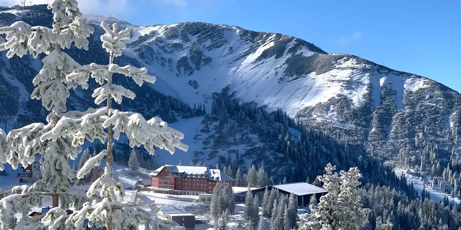 Rakouské Alpy: snídaně, sauny a lyžování