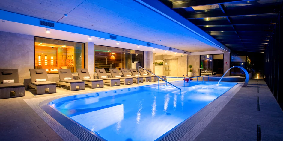 Lázeňské město Piwniczna-Zdrój se stravou i wellness