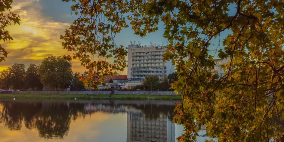 4* hotel v Piešťanech: bazén, masáž a polopenze