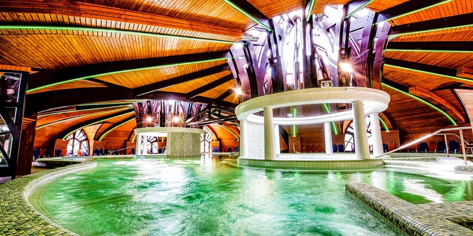 Wellness pobyt s polopenzí naproti lázním s aquaparkem