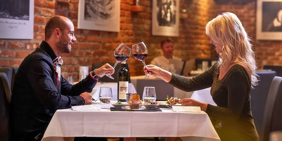 6chod. zvěřinové menu v Rožnovských pivních lázních pro dva