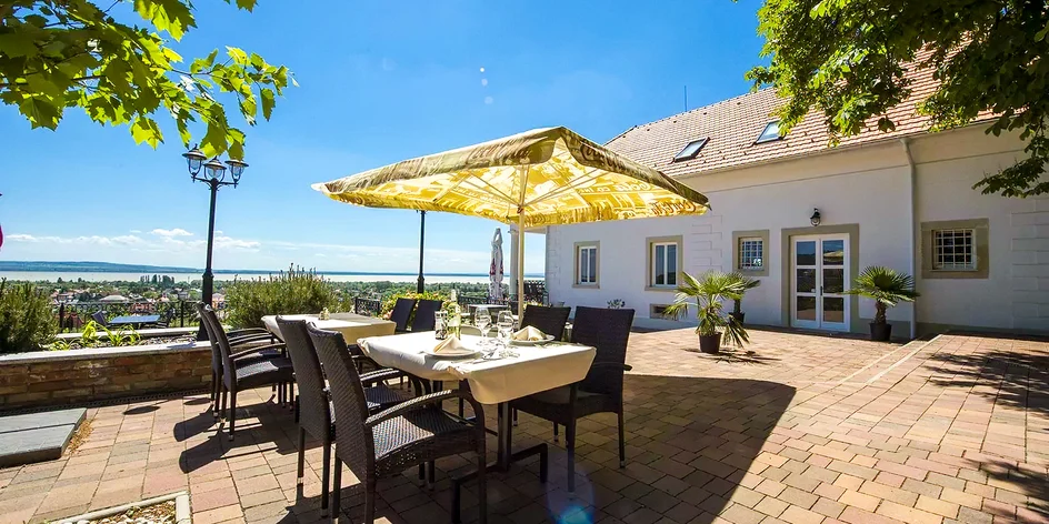 Odpočinek u Balatonu s polopenzí, wellness i zábavou