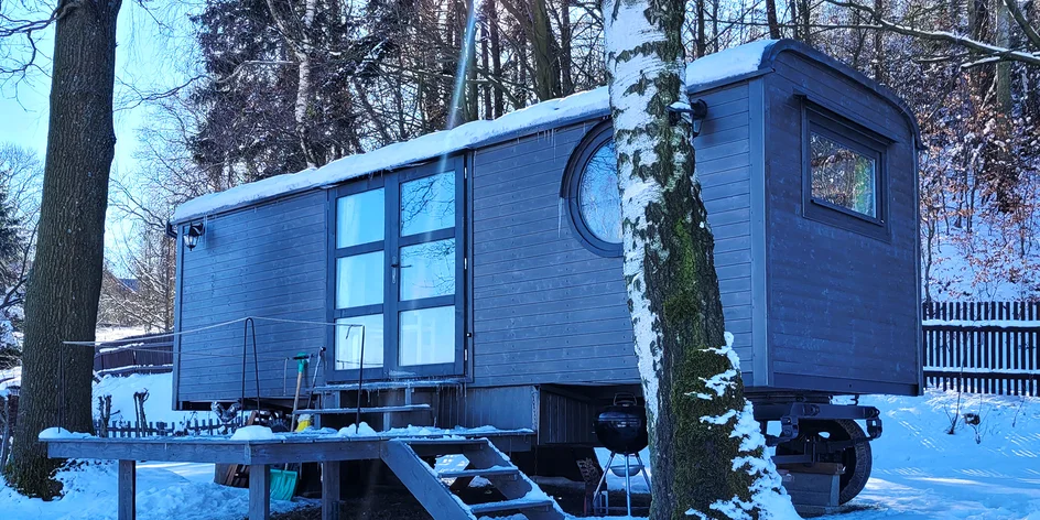 Jablonné v Podještědí: maringotka uprostřed přírody