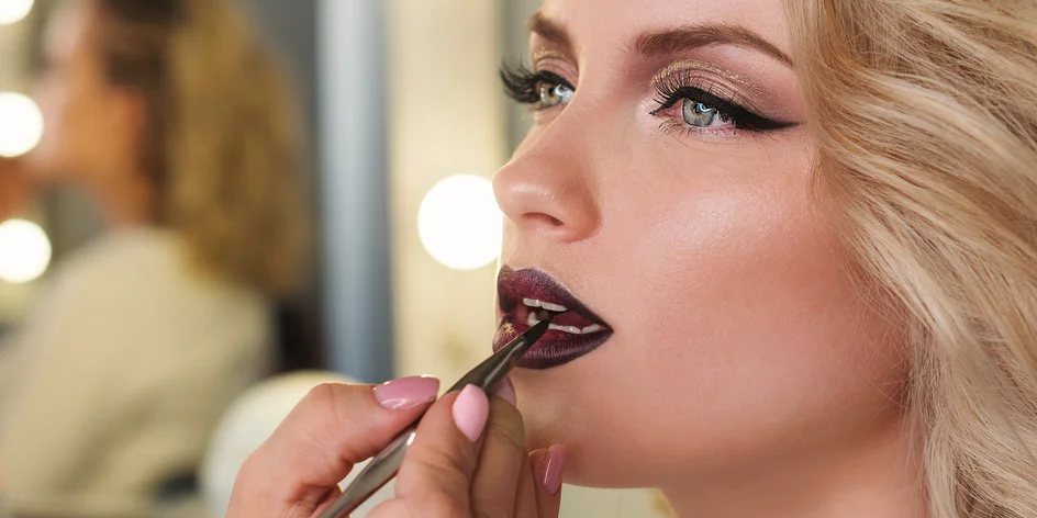 Kurz líčení i varianta s balíčkem dekorativní kosmetiky