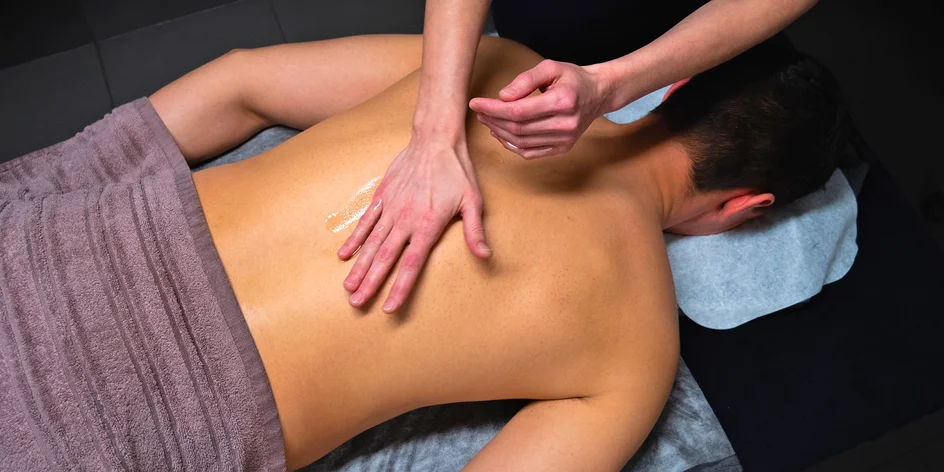 Masáž: zdravotní, lymfatická, lávové kameny i párová