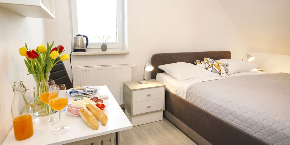 Český Krumlov pro dva: snídaně do postele, víno, pizza