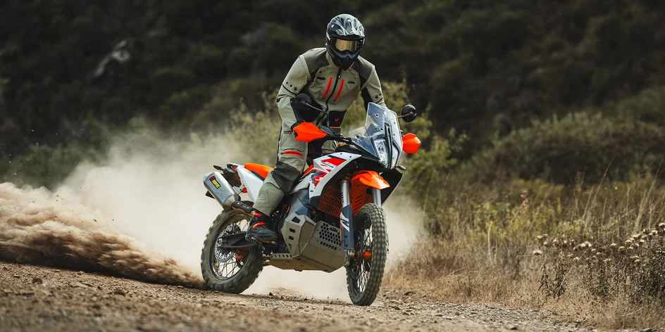 Motorkářské kurzy: technika jízdy i zdolávání překážek