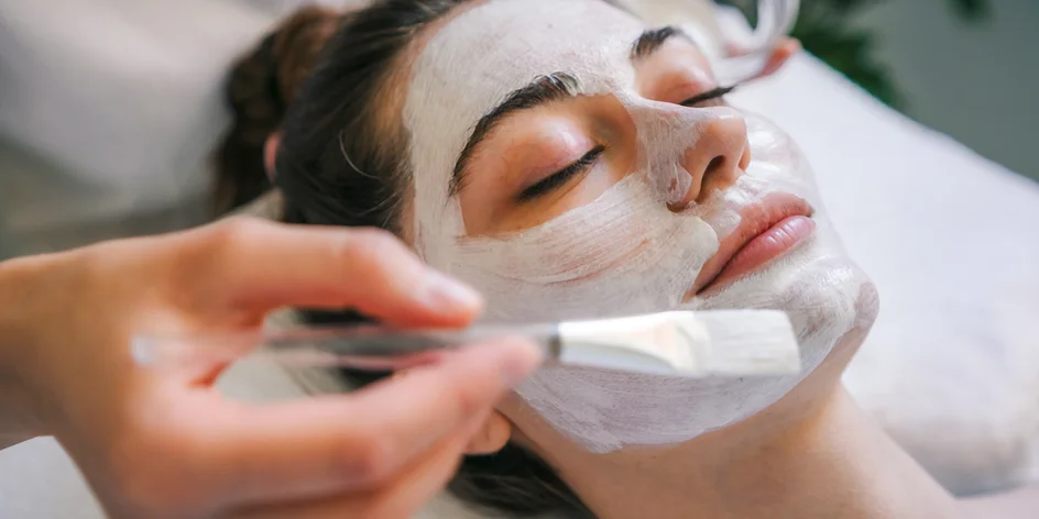 Hloubkové čistění či komplexní péče o pleť