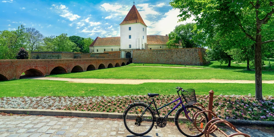 Navštívila som maďarský Sárvár: Kúpeľné mestečko len 130 kilometrov od hraníc vás dostane svojou prímorskou atmosférou