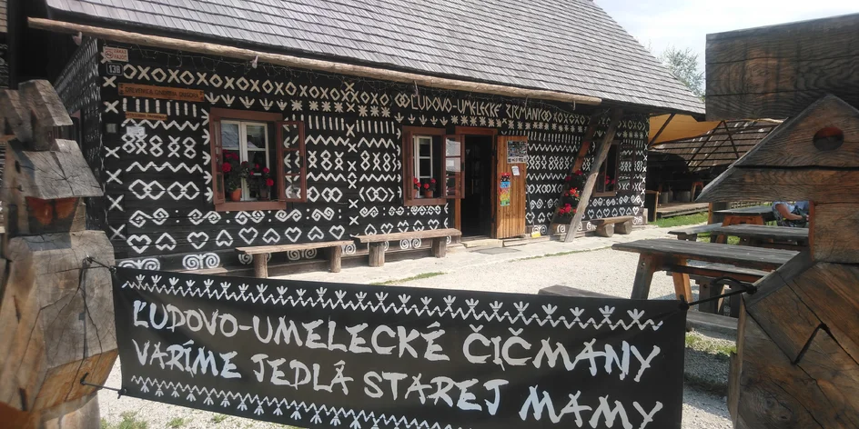 Tip na výlet: Rozprávkové domčeky v Čičmanoch