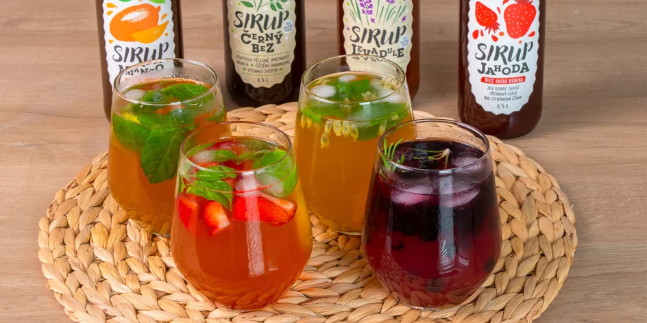 V hlavnej úlohe jahoda, baza, mango a levanduľa. Vyskúšali sme 4 recepty na domácu limonádu