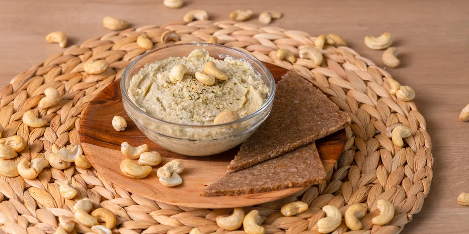 Vegánsky syr z kešu orechov: Výborná alternatíva pre tých, ktorí živočíšne mlieko nemusia