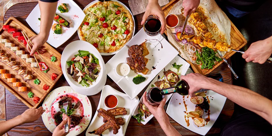 Vyzlečte si zásteru a vyrazte na burger, pizzu, sushi či pečenú kačku!