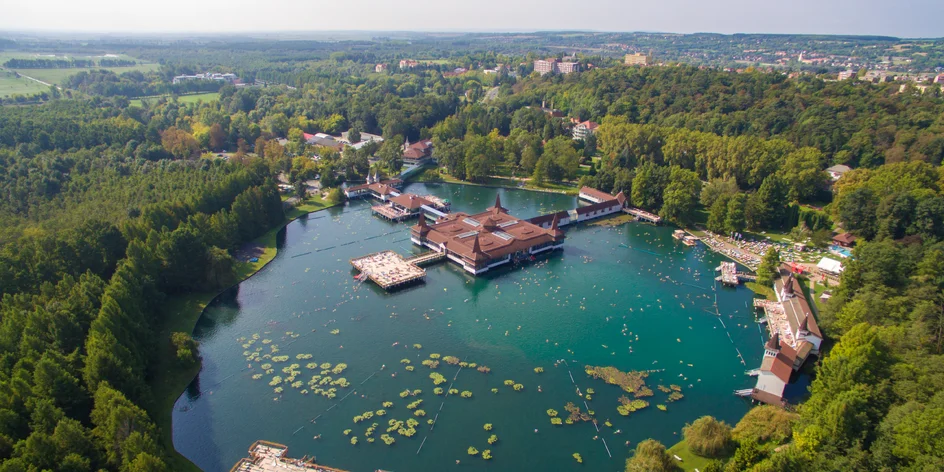 Jazdíte do Maďarska iba k Balatonu? Robíte chybu!