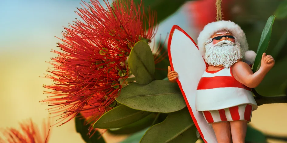 7 netradičných svetových vianočných tradícií: zlovestní trollovia aj Santa surfovanie