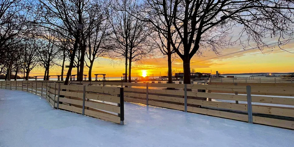 Balaton v zime? Prečo nie! Užite si unikátne klzisko v Balatonfüred a ďalšie skvelé atrakcie