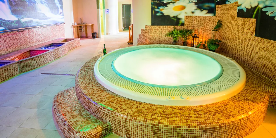 Vstup do wellness aj s masážou pre 1 alebo 2 osoby